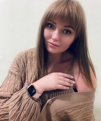 Мои услуги наполнены страстью и желанием удовлетворить тебя на все 100%. 🌟 У меня есть опыт и все необходимые навыки, чтобы исполнить любые твои фантазии. 🌈 Я гарантирую тебе уникальный опыт, который оставит в твоей памяти следующую эмоцию 😍 Чтобы лучше меня узнать, можешь посмотреть мои фото в профиле. ✨ Я всегда готова обсудить все детали и пожелания, чтобы наше свидание было незабываемым. 🌹 Живу в Москве, так что не стесняйся обращаться ко мне в любое время! 😘 Самира